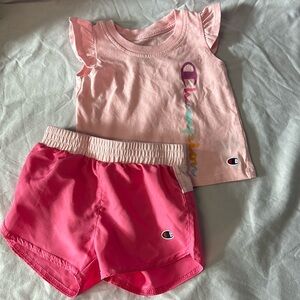 Champion - 2 piece baby outfit/set. Size 9-12 months